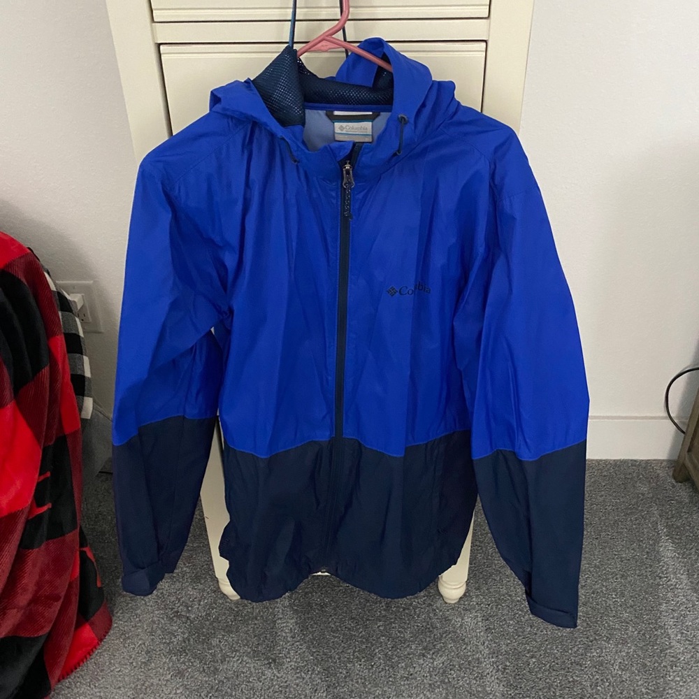 Men’s Columbia Wind Breaker Size Med